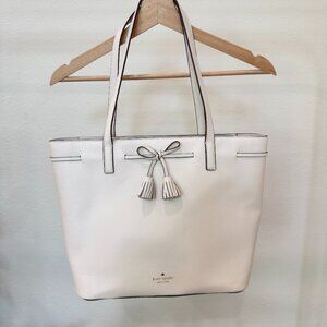 KATE SPADE WHITE TOTE BAG WITH BOW GREAT CONDITION LEATHER